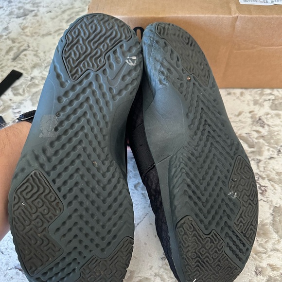 Nike Training  Black Renew in Season TR9 Black Running Shoes Men's 9.5M - Picture 4 of 4